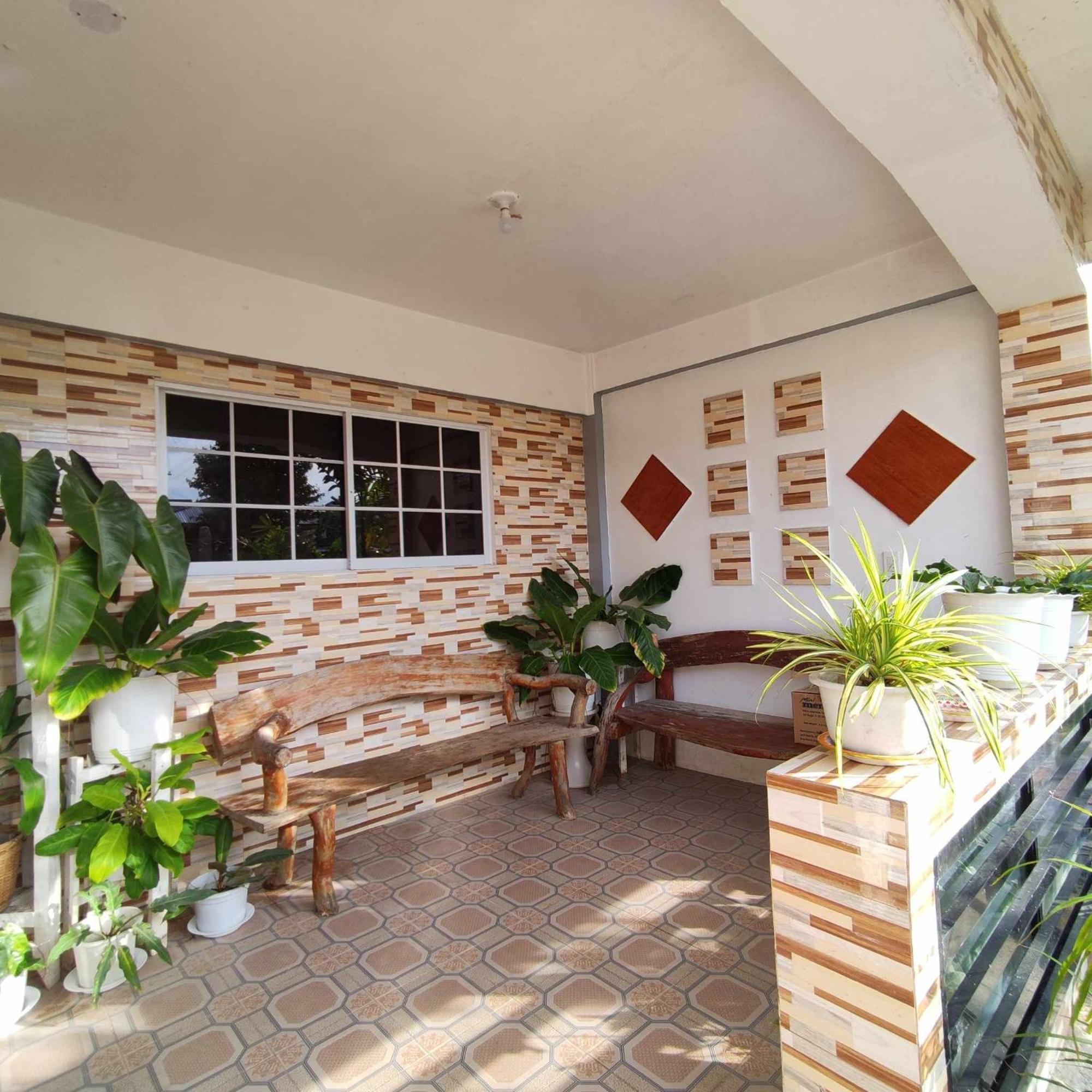 Zia Homestay Burgos  Exterior foto